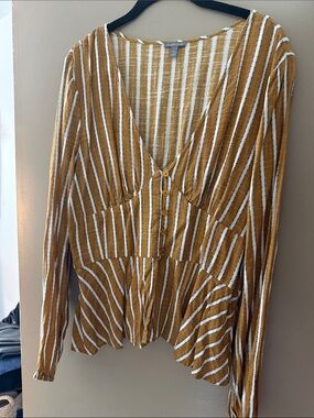 Charlotte Russe Mustard and White Striped V-Neck Peplum Top